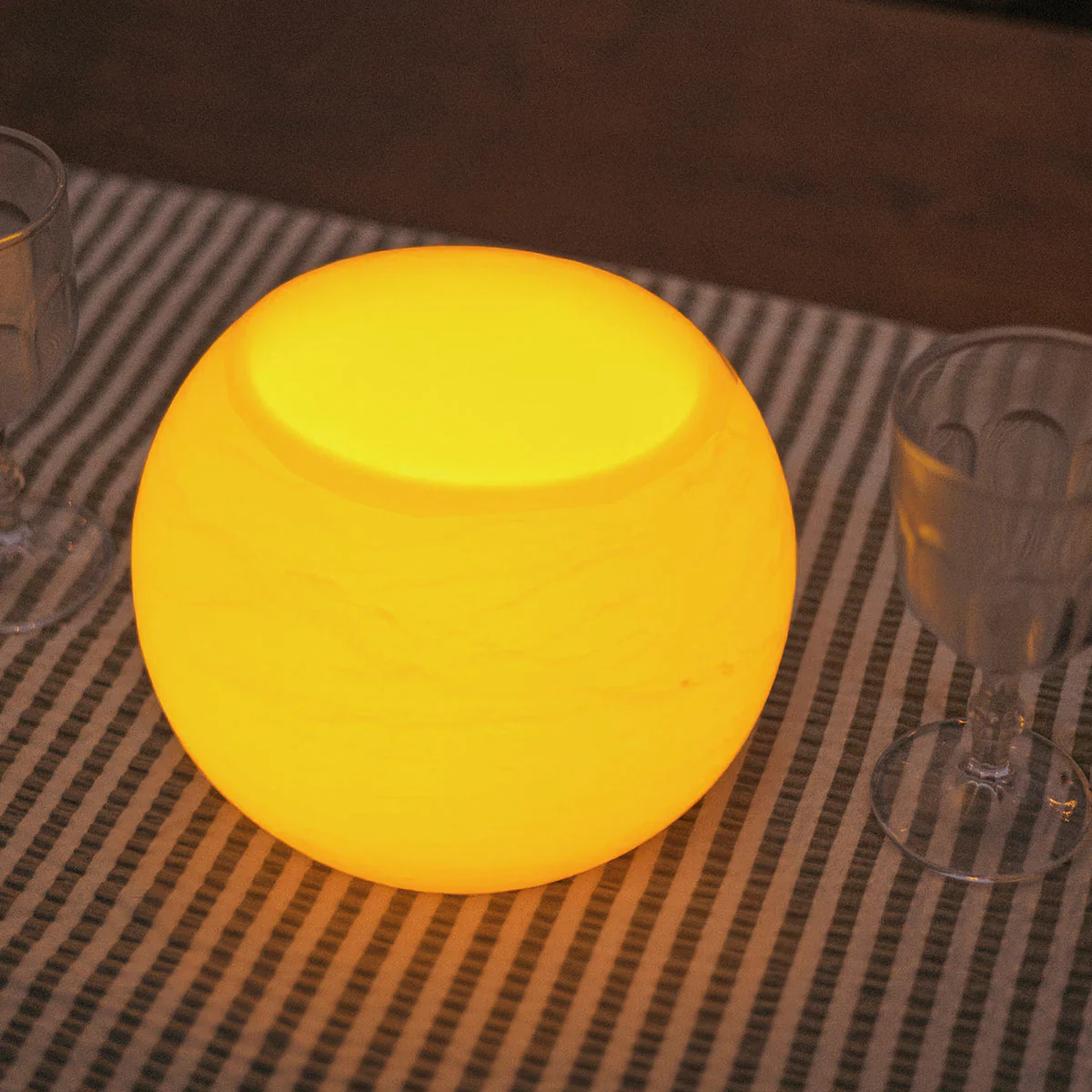 LÁMPARA DE MESA CON FORMA DE BOLA DOLO 20 BALL - Image 2