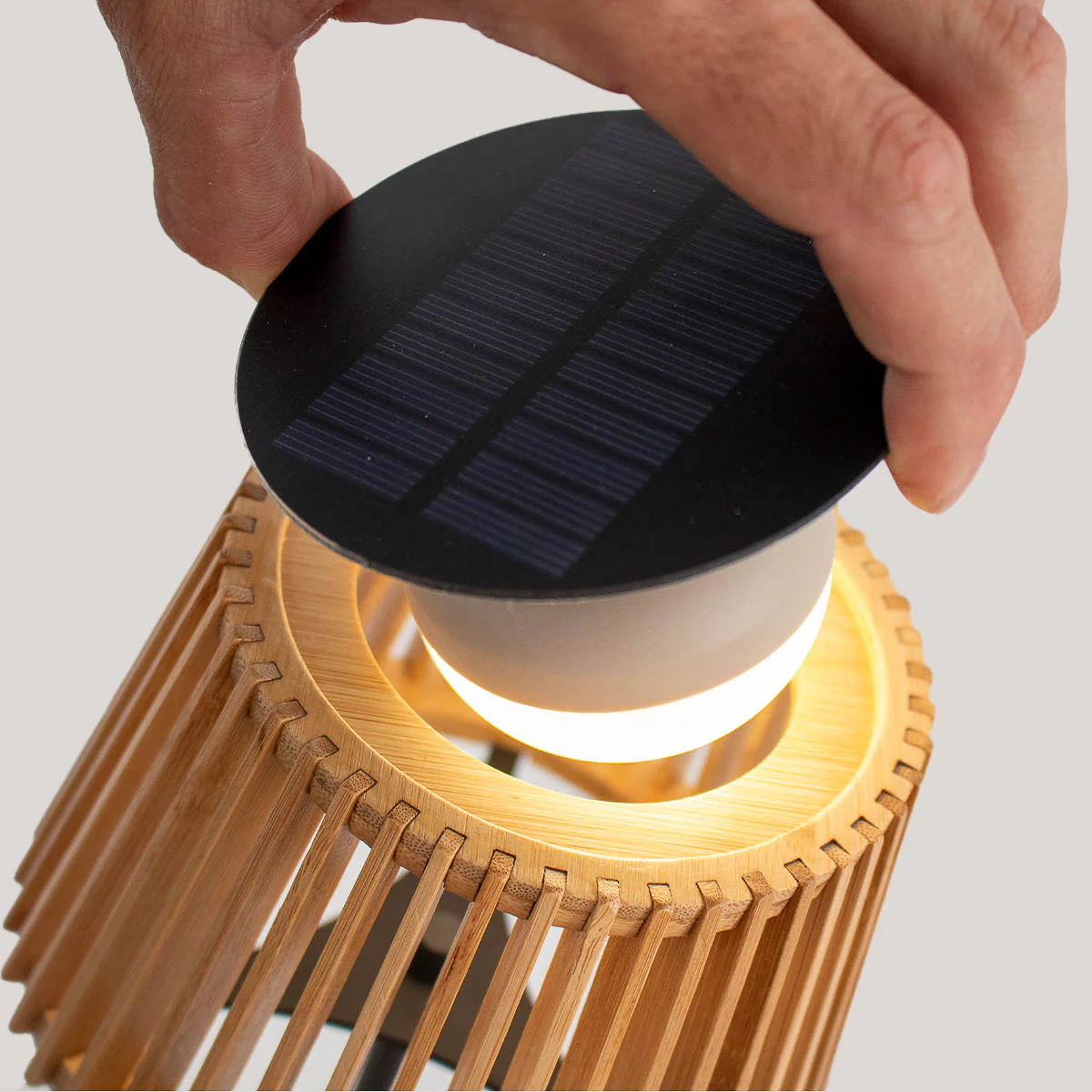 Lámpara de mesa con carga solar OKINAWA TABLE - Image 7
