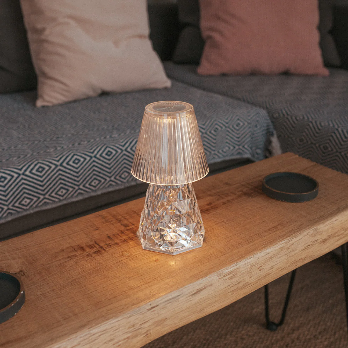 LÁMPARA DE MESA LOLA 20 LUX
