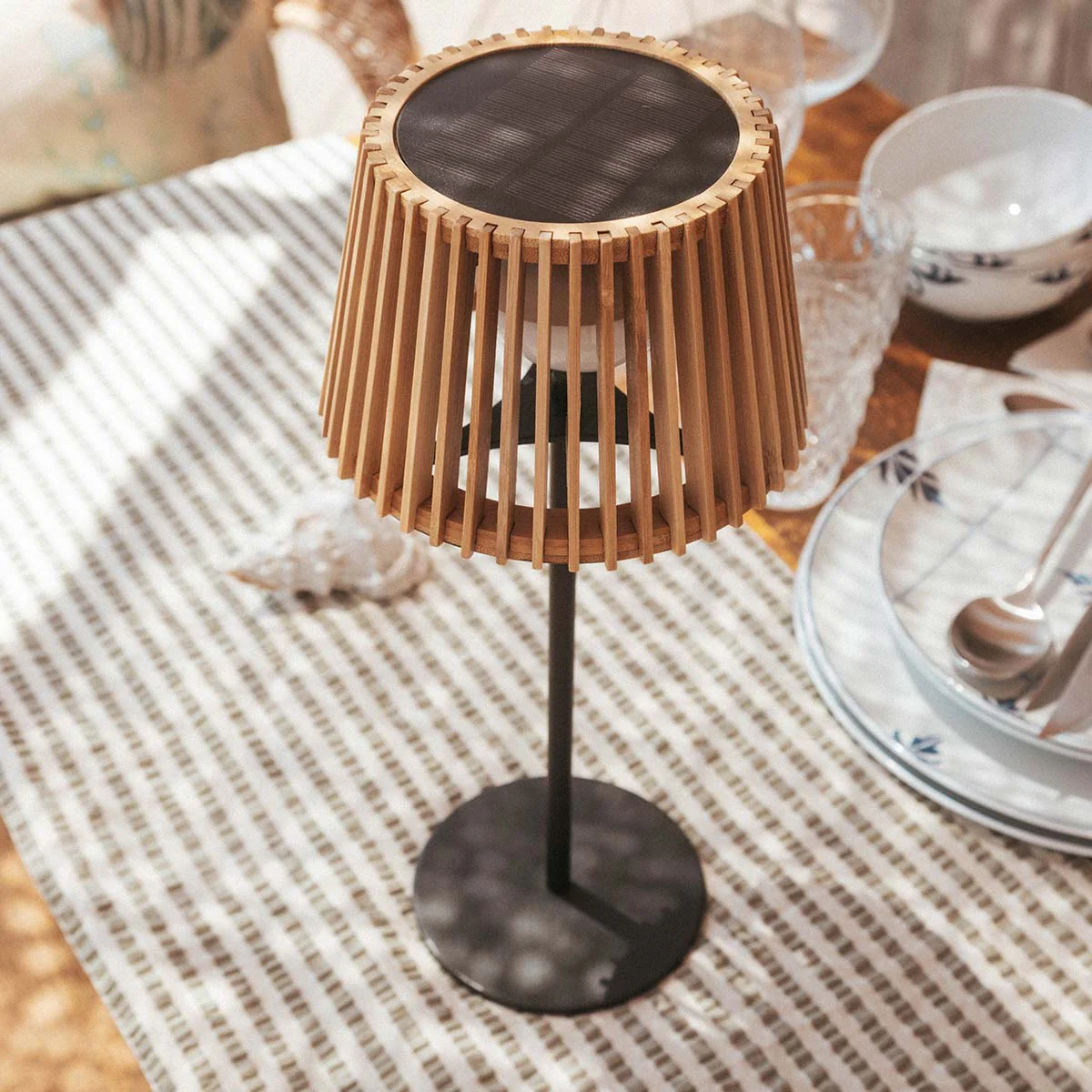 Lámpara de mesa con carga solar OKINAWA TABLE - Image 4