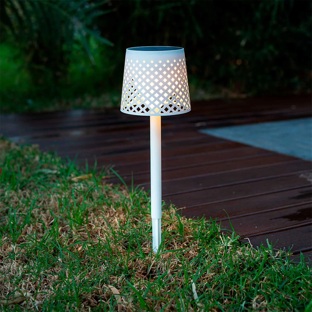 Lámpara solar Greta (Lámpara múltiple) - Image 3