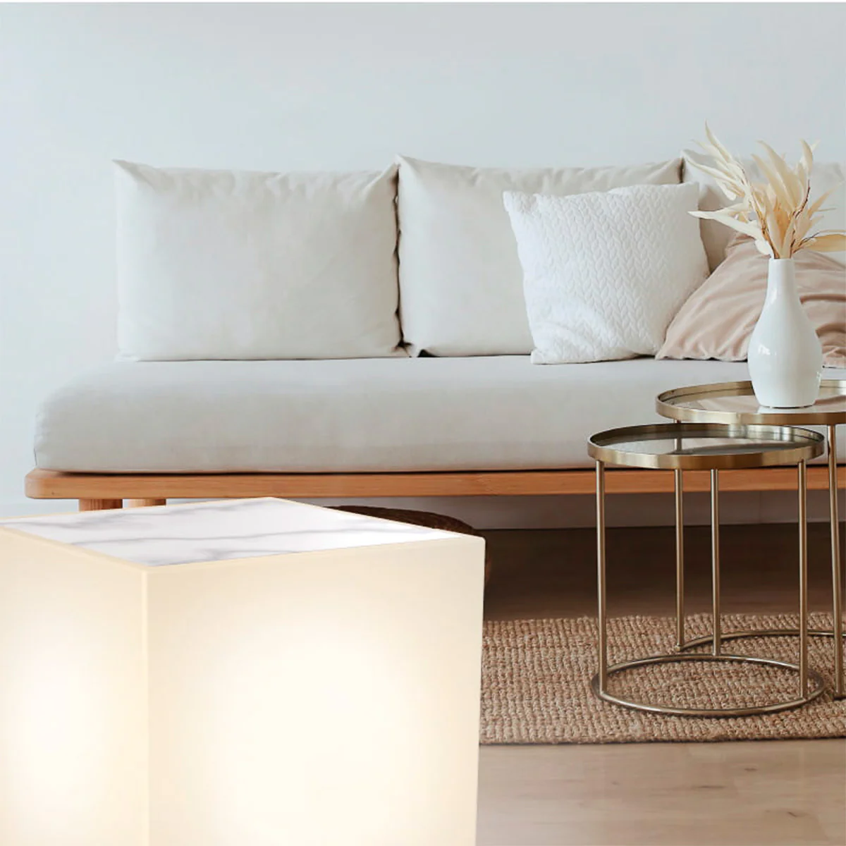 Mesita Bora con luz | USO INTERIOR