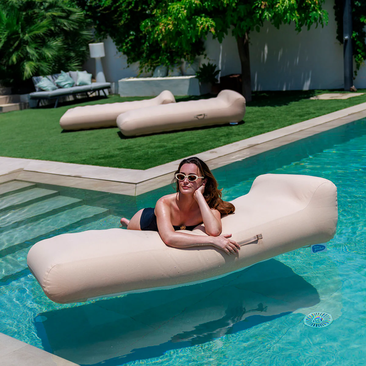 TUMBONA INFLABLE DE ALTA RESISTENCIA PARA JARDÍN Y PARA PISCINA (FLOTANTE) ILLETES - Image 8